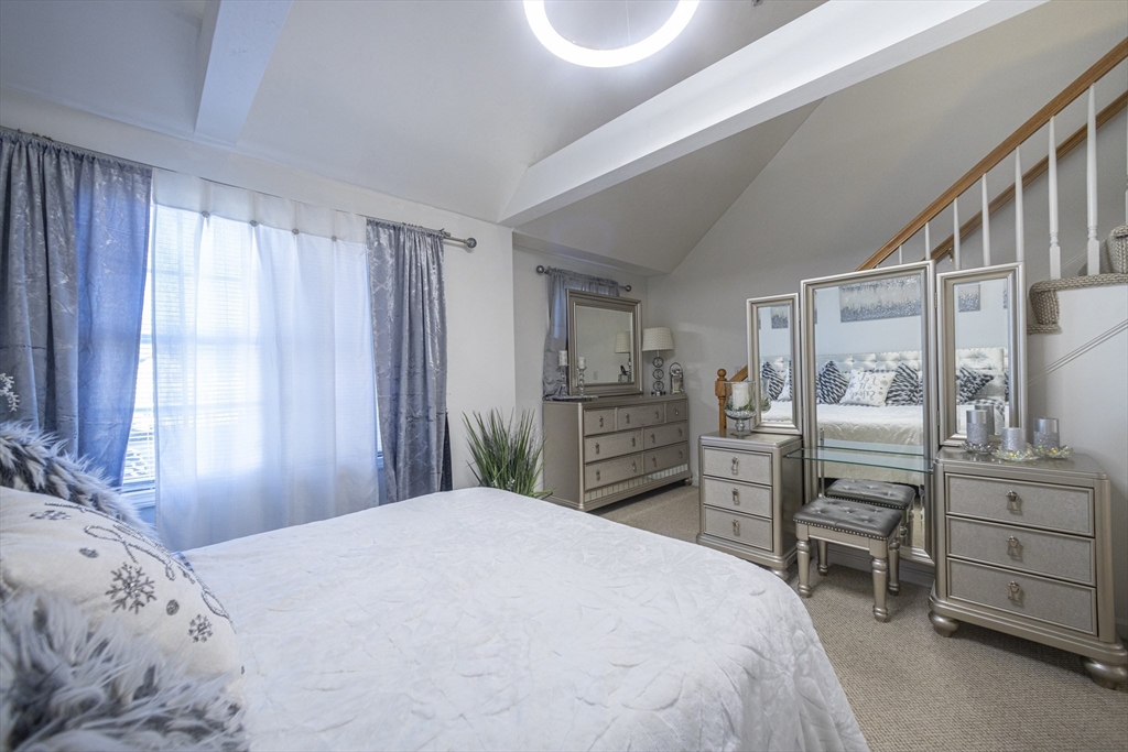 417 Hildreth Street, Unit 2 Lowell, MA 01850 - Photo 16 of 27