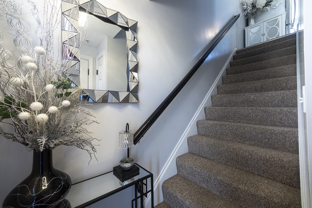 417 Hildreth Street, Unit 2 Lowell, MA 01850 - Photo 2 of 27