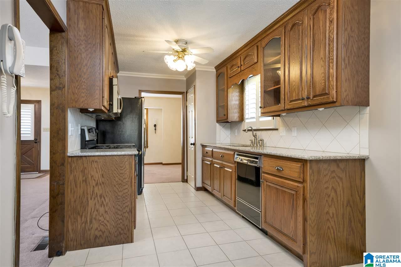 6097 Red Hollow Road Birmingham, AL 35215 - Photo 10 of 30
