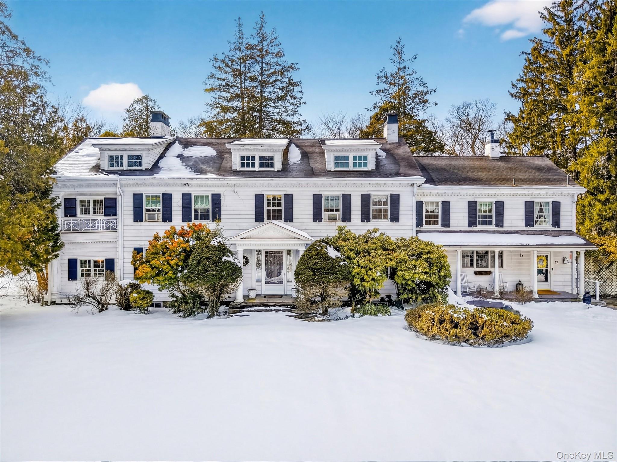79 Old Balmville Road Newburgh, NY 12550 - Photo 37 of 45 a group of cars parked in front of a building