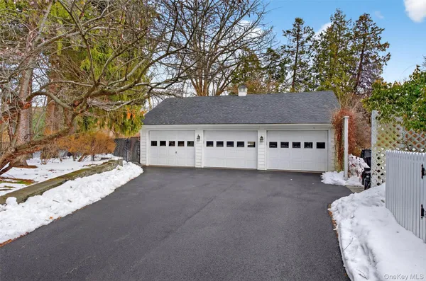 $1,275,000 | 79 Old Balmville Road, Newburgh, NY 12550