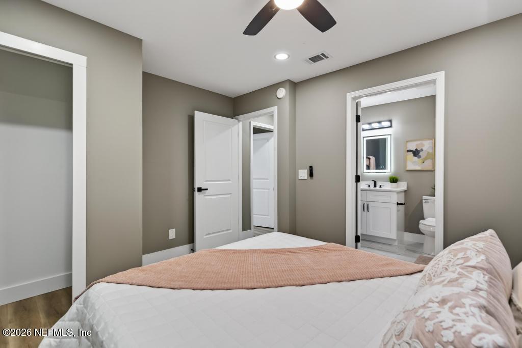 609 Wren Road Jacksonville, FL 32216 - Photo 26 of 31 609 Wren Rd-53