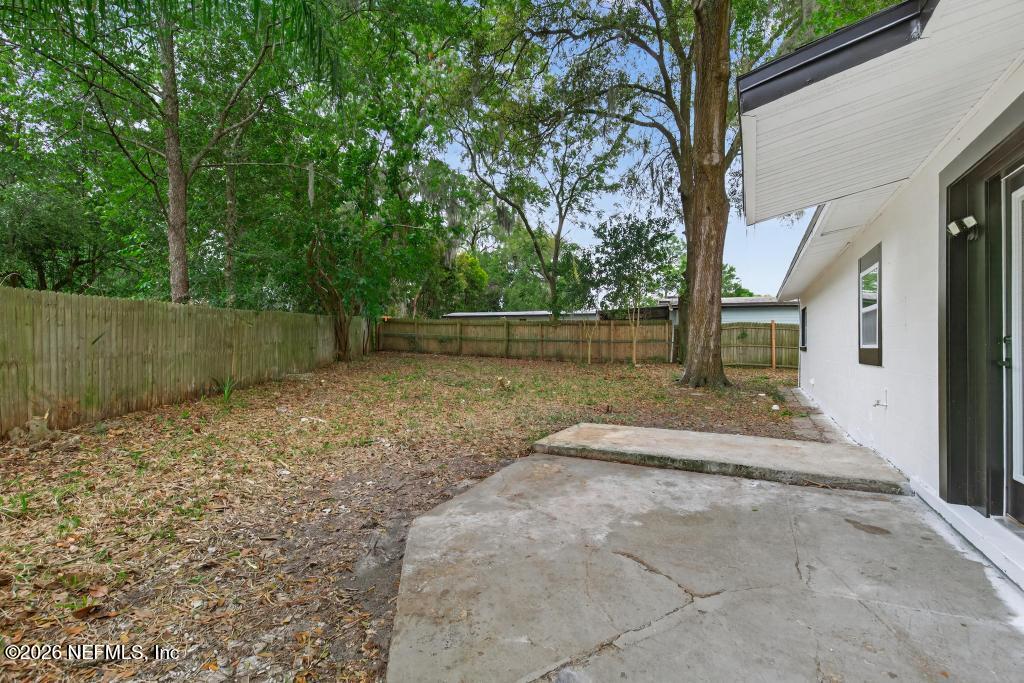 609 Wren Road Jacksonville, FL 32216 - Photo 29 of 31 609 Wren Rd-59