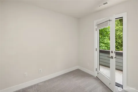 $1,111,000 | 18315 17th Avenue West, Lynnwood, WA 98037