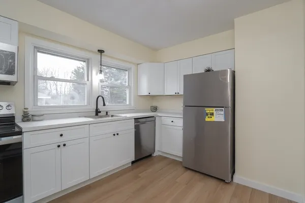 $239,900 | 72 Honeysuckle Drive, Unit 72, Chicopee, MA 01022