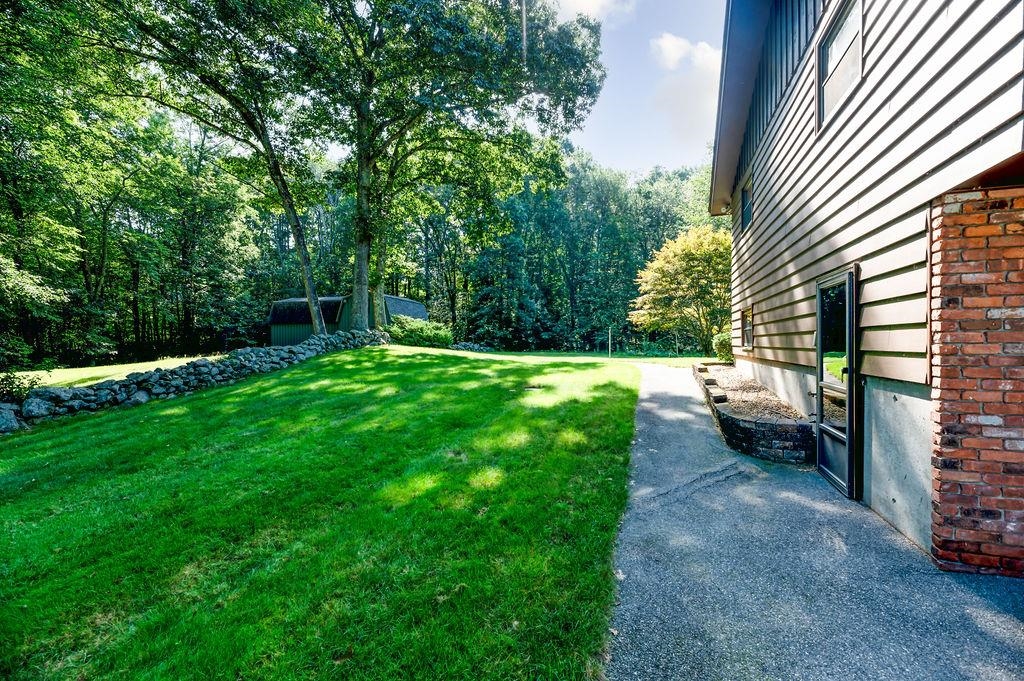 205 Range Road Windham, NH 03087 - Photo 19 of 27