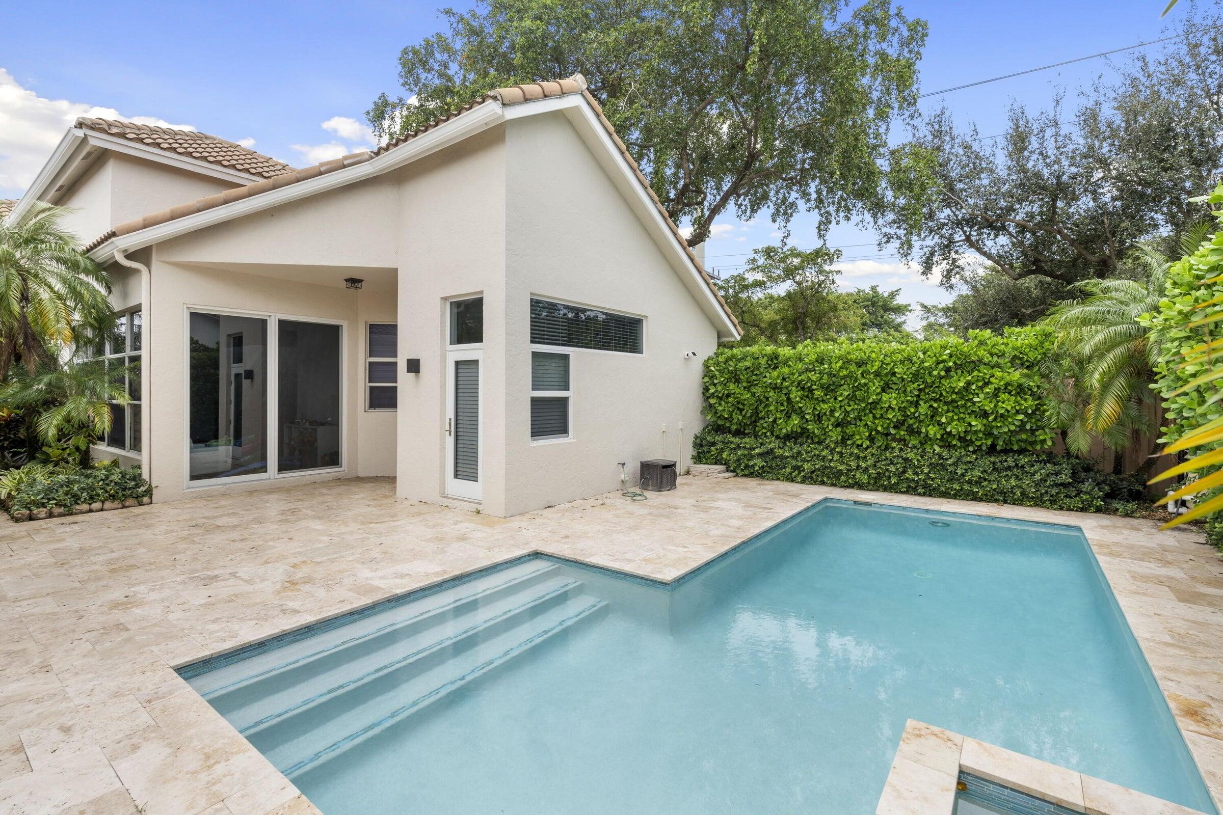 6692 Northwest 25th Way Boca Raton, FL 33496 - Photo 4 of 46 20241121073647502396000000-o