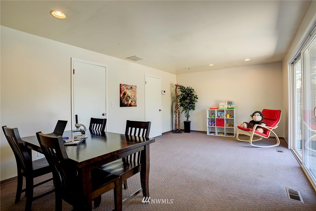 4400 Northeast 19th Street Renton, WA 98059 - Photo 10 of 20