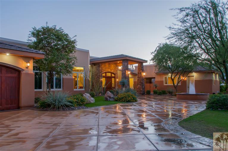 70551 Sunny Lane Rancho Mirage, CA 92270 - Photo 35 of 35 a front view of a house with garden