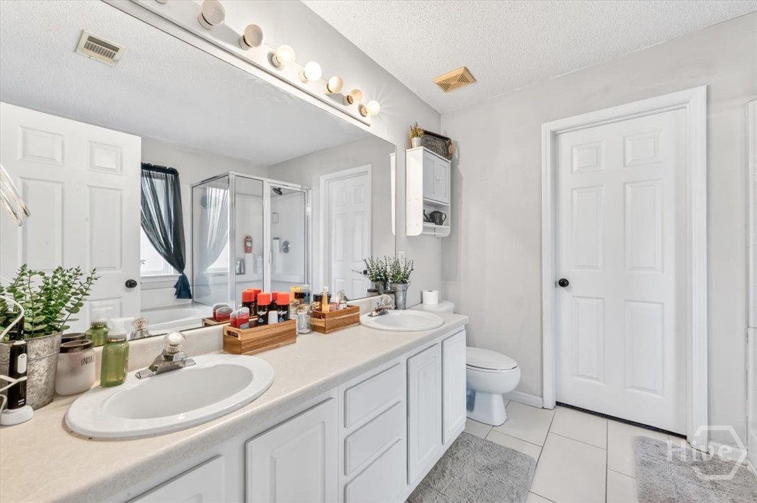 406 Roberts Way Rincon, GA 31326 - Photo 25 of 60 Primary Bathroom