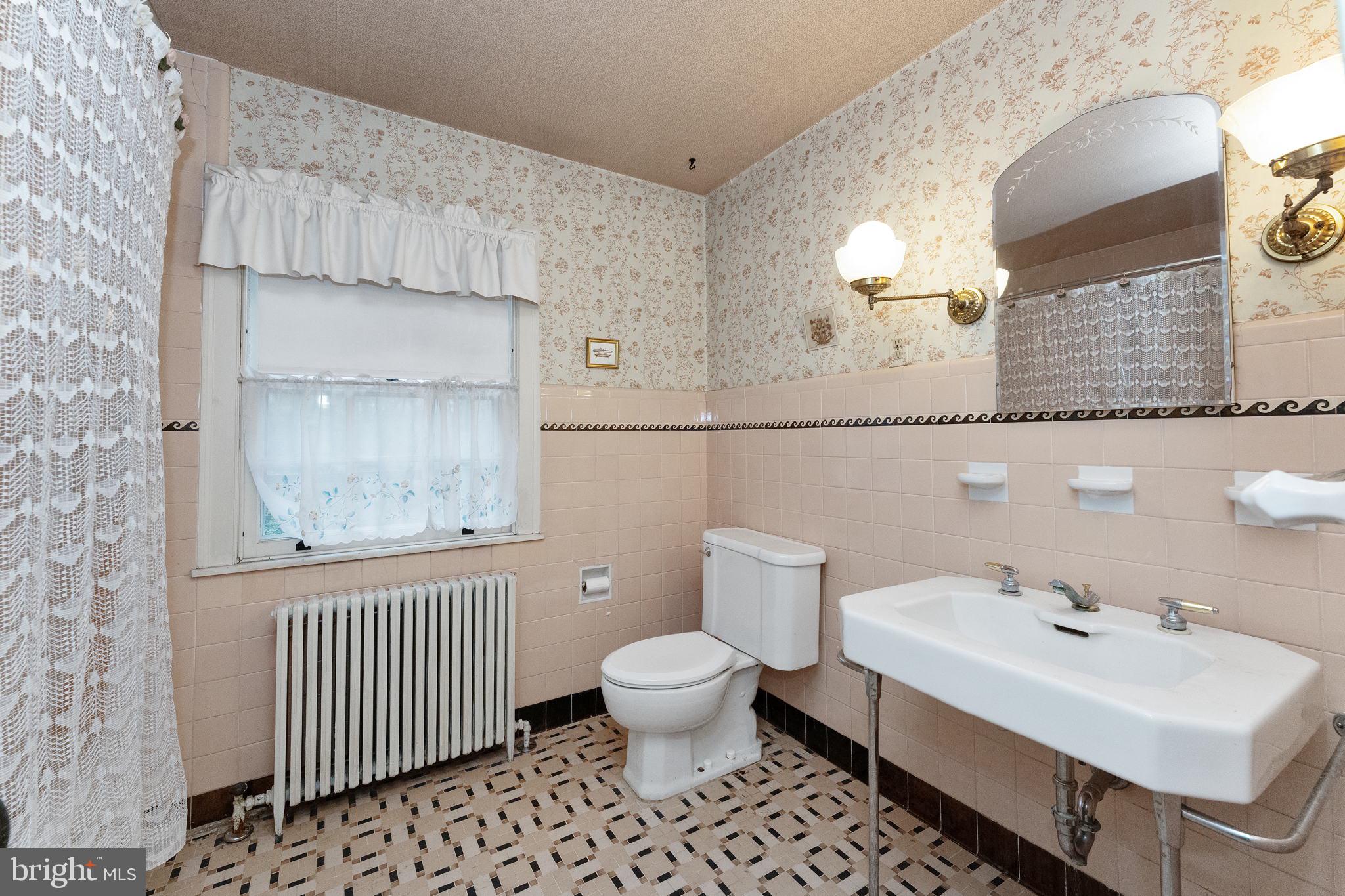 1921 North Wales Road Lansdale, PA 19446 - Photo 21 of 33