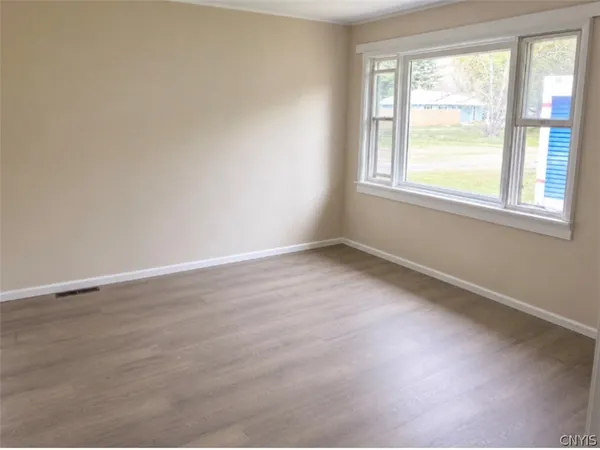 $2,000 | 204 Elmbrook Drive, Manlius, NY 13104