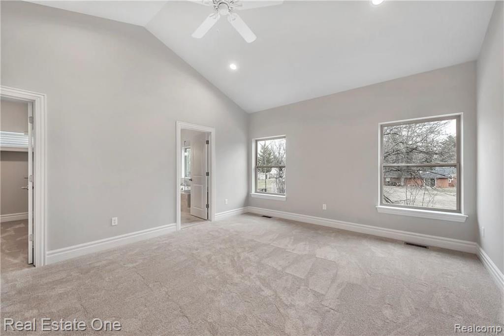3781 Milano Ct. Rochester Hills, MI 48307 - Photo 19 of 38