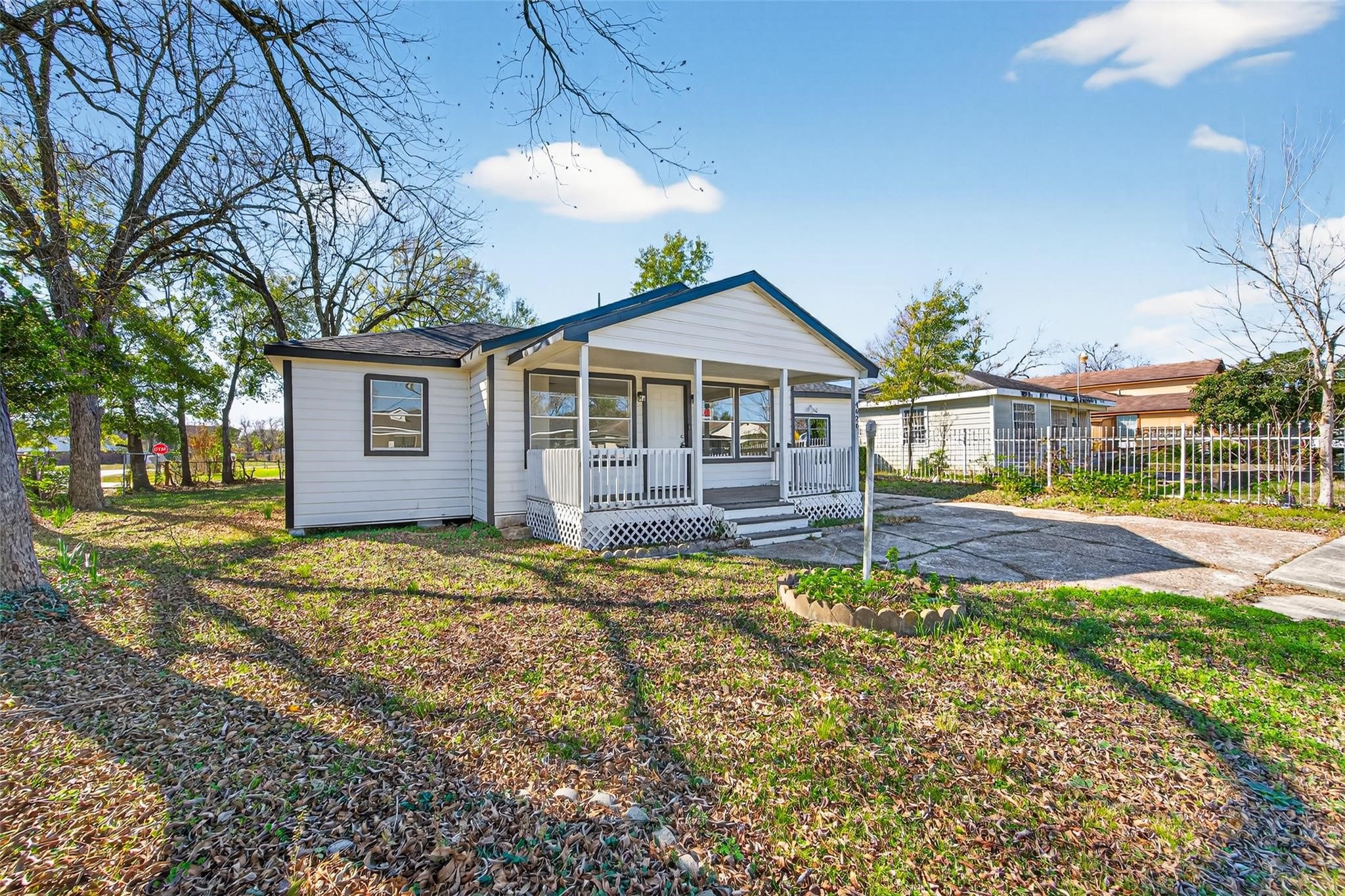 4626 Dewberry Street Houston, TX 77021 - Photo 6 of 45
