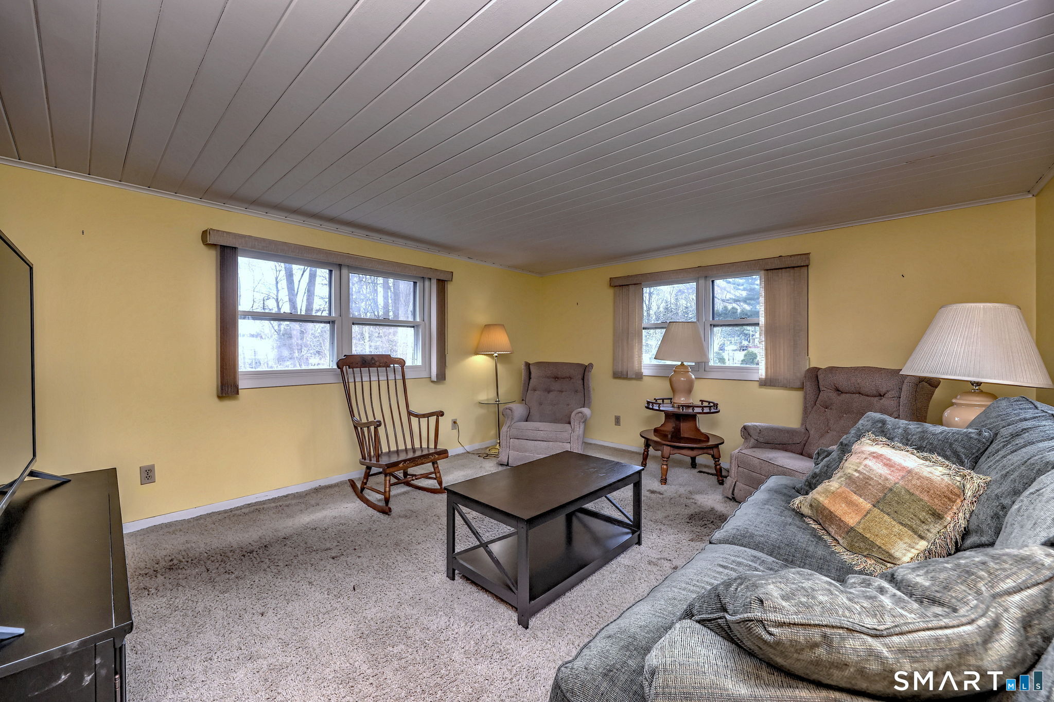 322 Hotchkiss Road Orange, CT 06477 - Photo 12 of 38