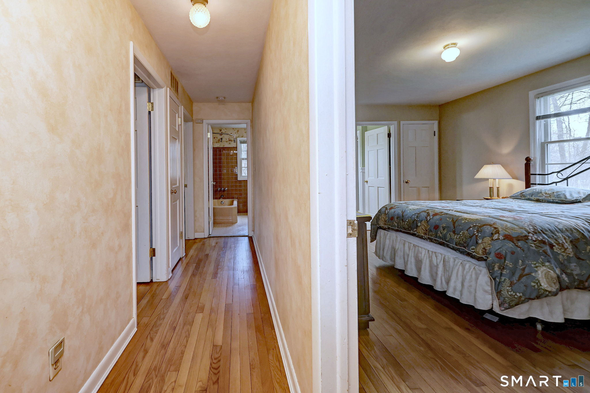 322 Hotchkiss Road Orange, CT 06477 - Photo 28 of 38