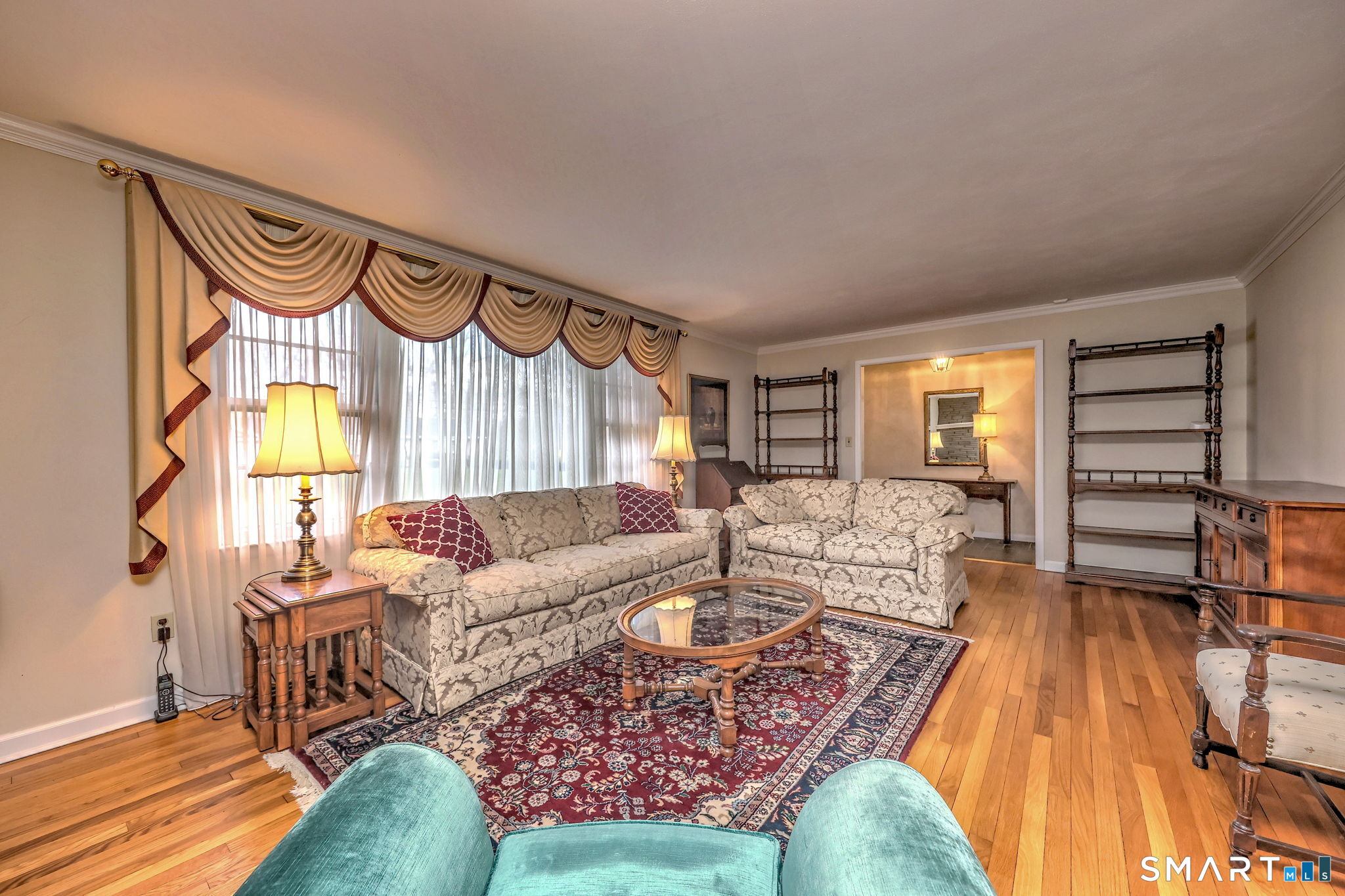 322 Hotchkiss Road Orange, CT 06477 - Photo 9 of 38