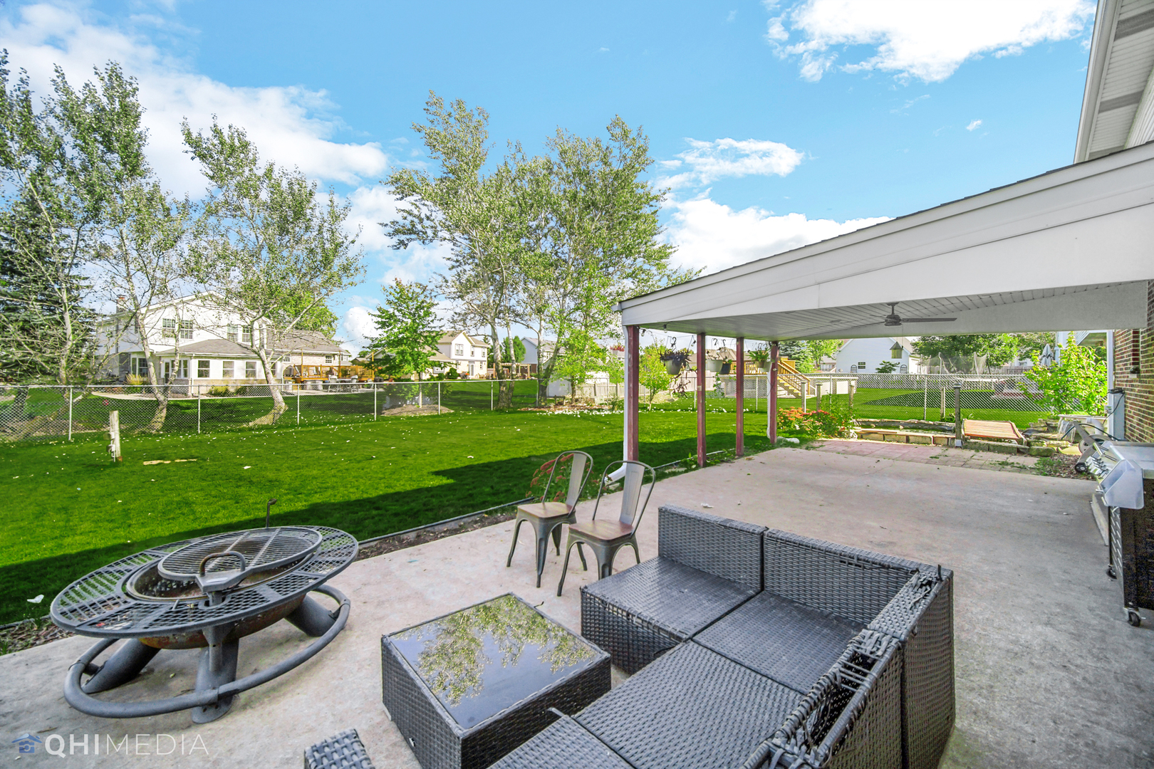 7930 Farmhouse Road Frankfort, IL 60423 - Photo 21 of 24 a view of a patio with a yard