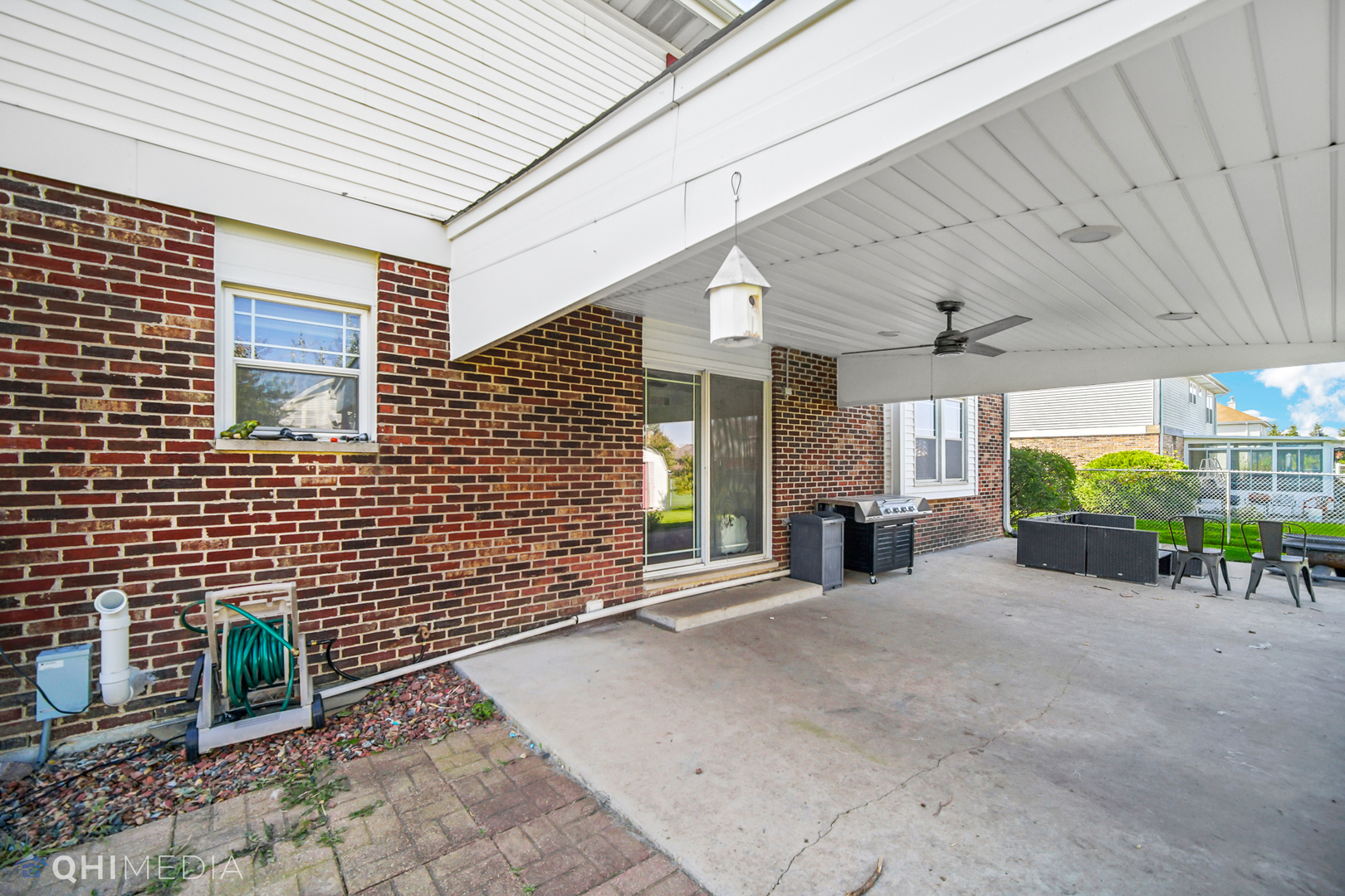 7930 Farmhouse Road Frankfort, IL 60423 - Photo 22 of 24 a view of a chairs and table in the patio