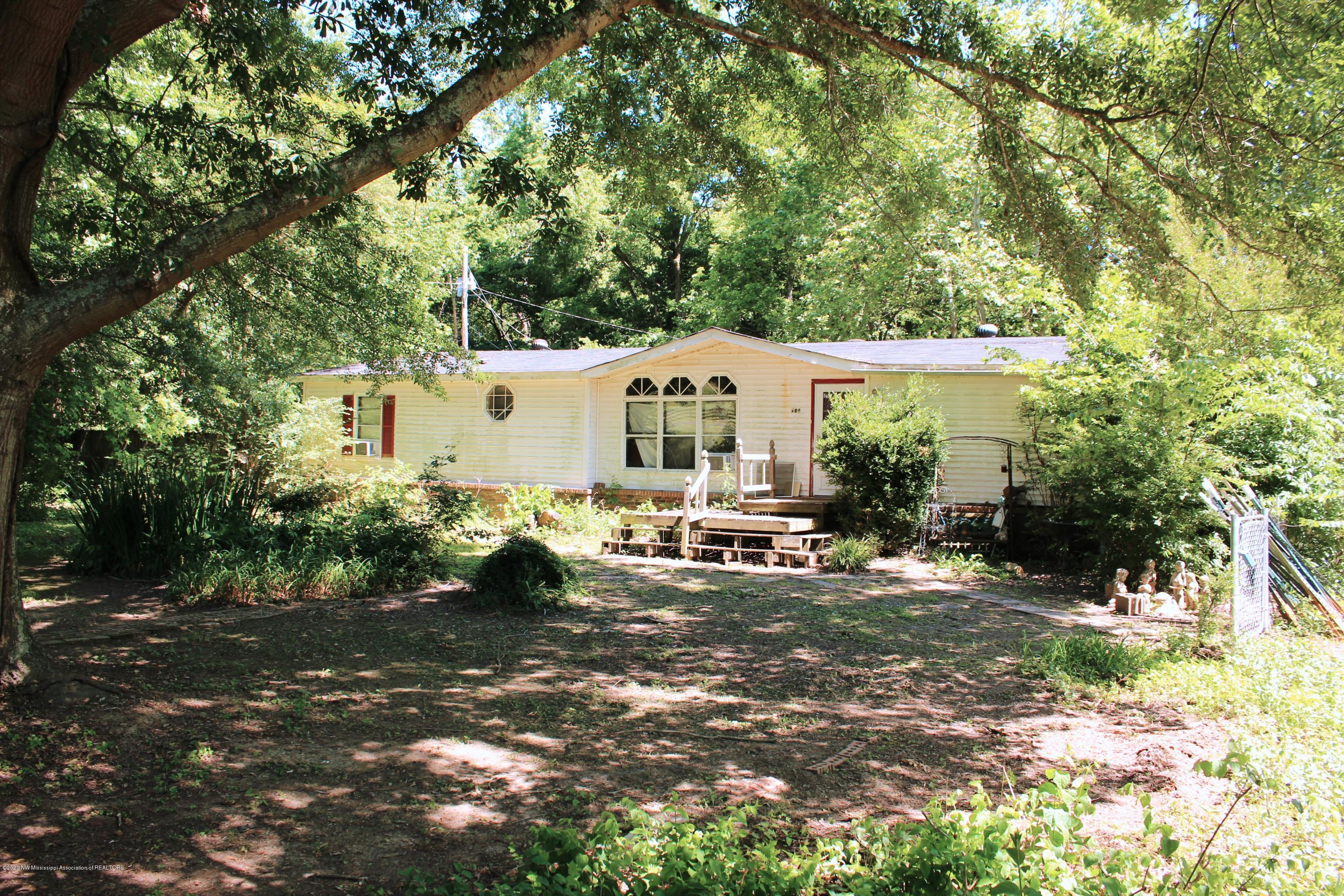609 Walhill Road Coldwater, MS 38618 - Photo 1 of 10 609 Walhill