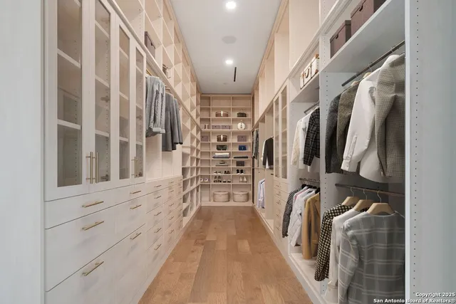 $11,000 | 123 Lexington Avenue, Unit 1806, San Antonio, TX 78205