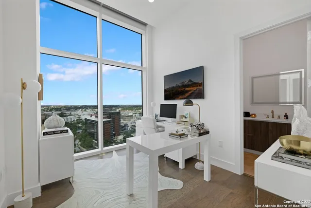 $11,000 | 123 Lexington Avenue, Unit 1806, San Antonio, TX 78205