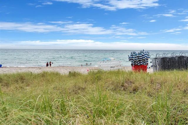 $4,200 | 4001 South Ocean Drive, Unit 14H, Hollywood, FL 33019