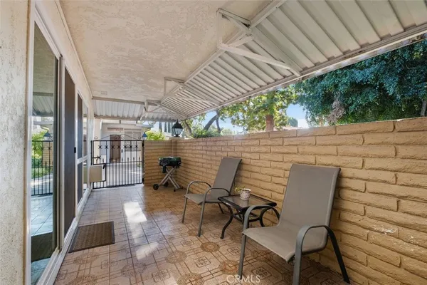 $345,000 | 2118 Via Puerta, Unit D, Laguna Woods, CA 92637