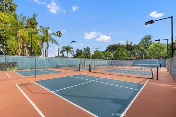 $345,000 | 2118 Via Puerta, Unit D, Laguna Woods, CA 92637