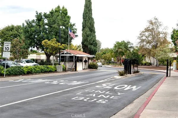 $345,000 | 2118 Via Puerta, Unit D, Laguna Woods, CA 92637