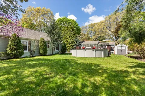 $399,000 | 109 Pinegrove Avenue, Warwick, RI 02889