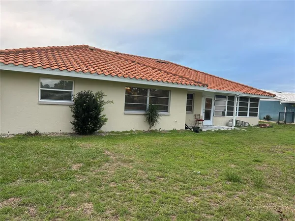 $422,000 | 209 Matisse Circle North, Nokomis, FL 34275