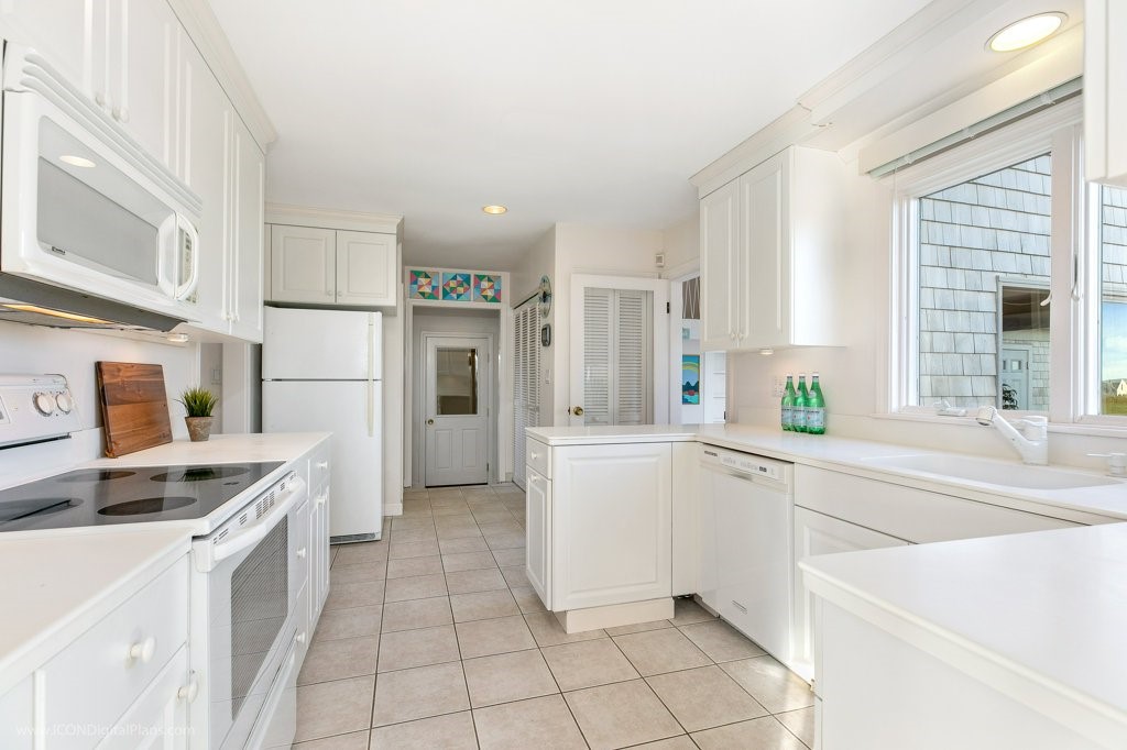 6 Beach Drive Little Compton, RI 02837 - Photo 13 of 49