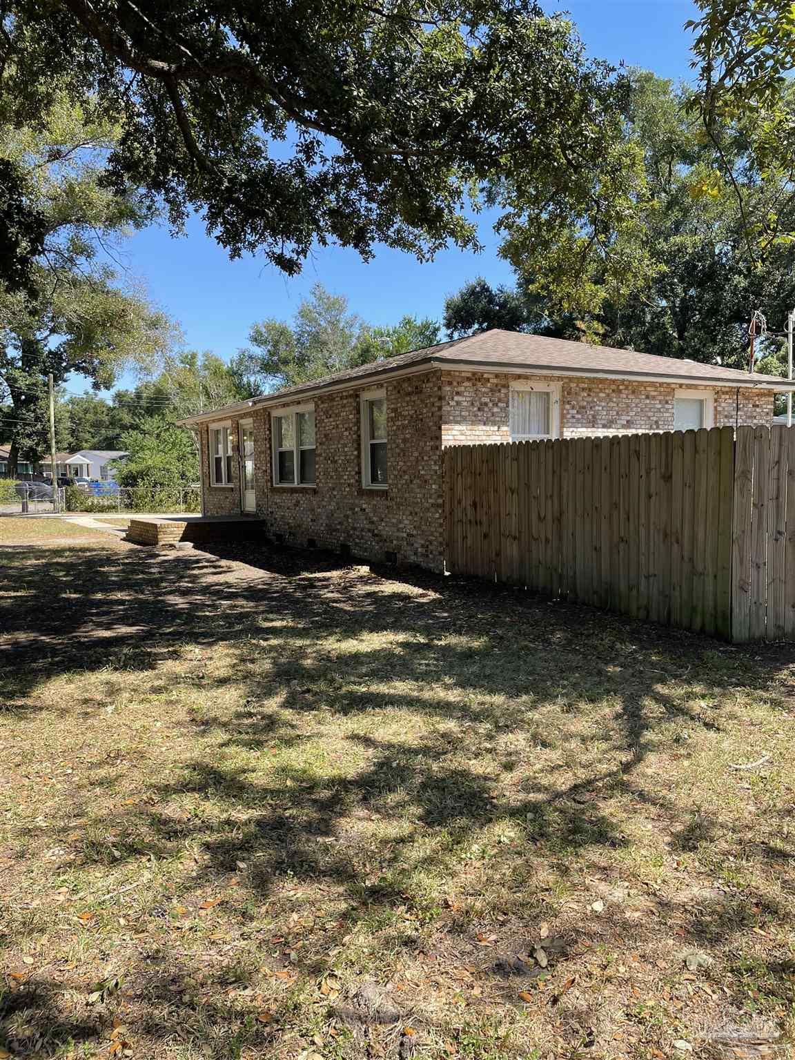 107 Frisco Road Pensacola, FL 32507 - Photo 3 of 21 Gallery Image 3