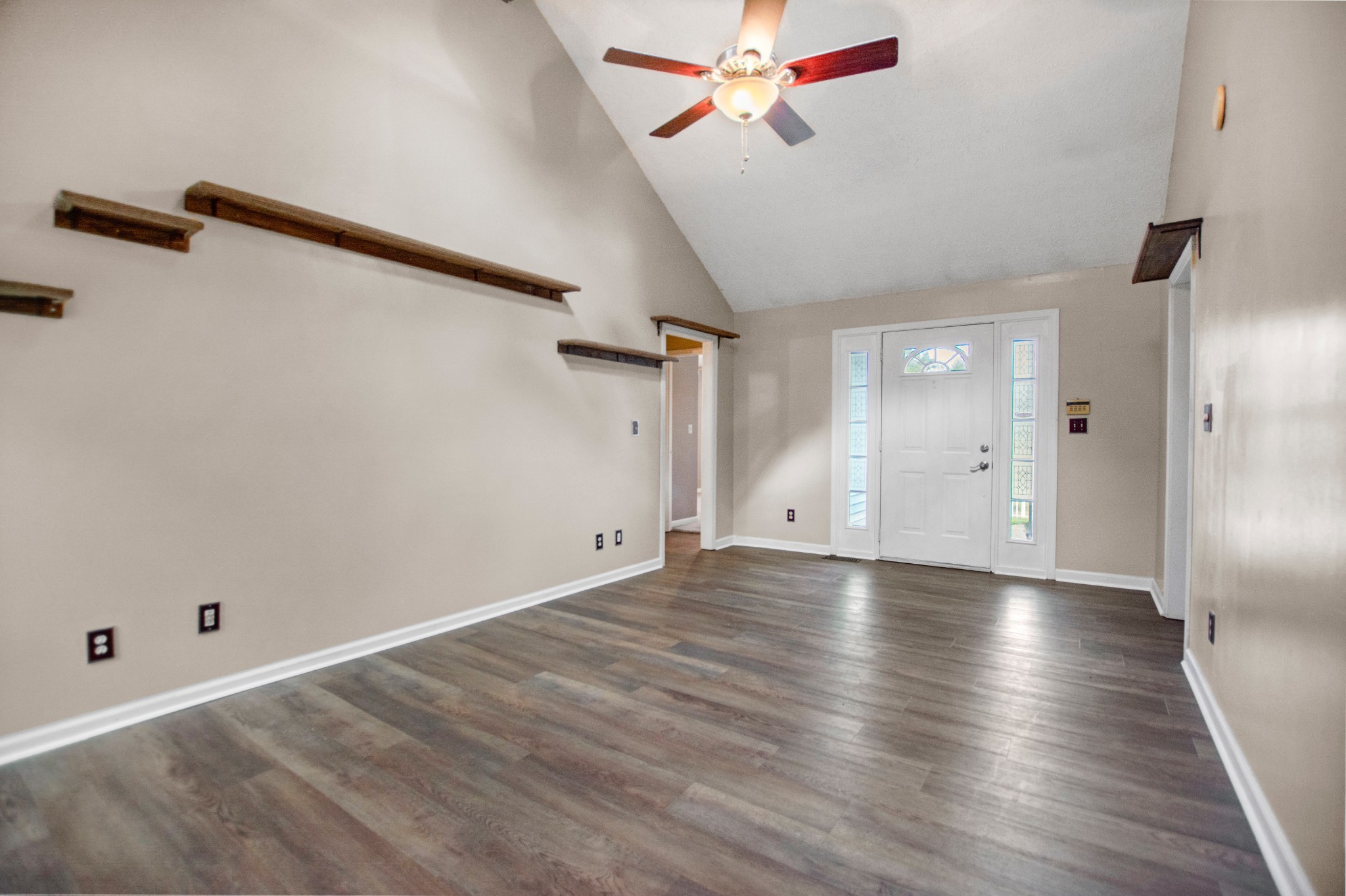 128 South Richview Road Clarksville, TN 37043 - Photo 6 of 19 wooden floor in an empty room