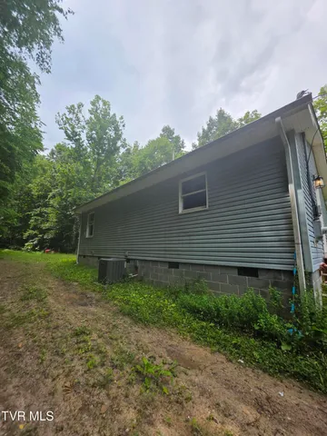 $112,500 | 948 Victorian Drive, Clinchco, VA 24226