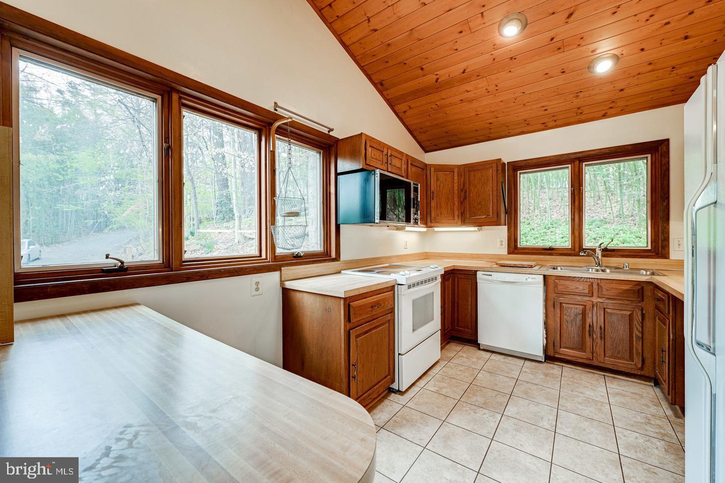 1328 Potomac School Road McLean, VA 22101 - Photo 12 of 31