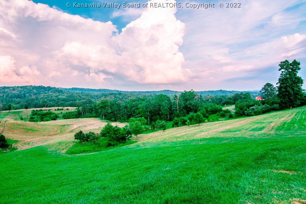 744 Sycamore Drive Ripley, WV 25271 - Photo 6 of 28 Gallery Image 6