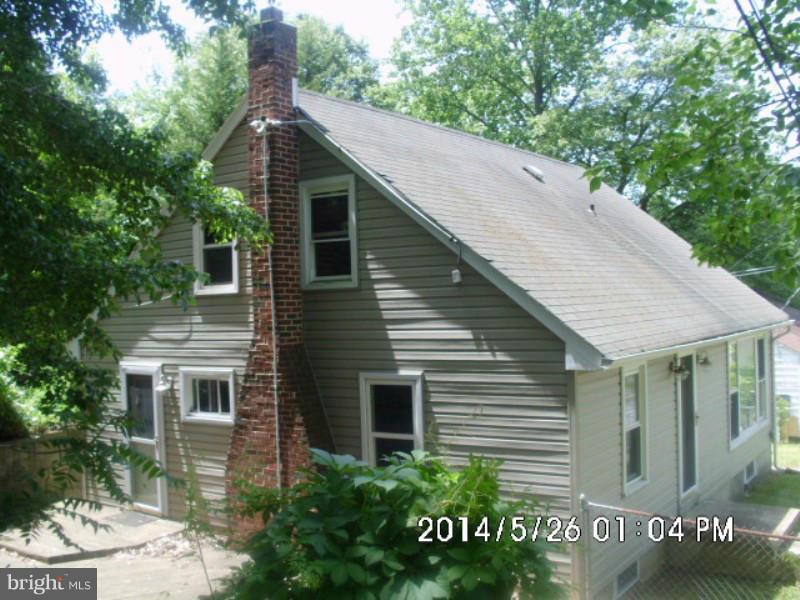 7732 West Shore Road Pasadena, MD 21122 - Photo 1 of 1 a aerial view of a house