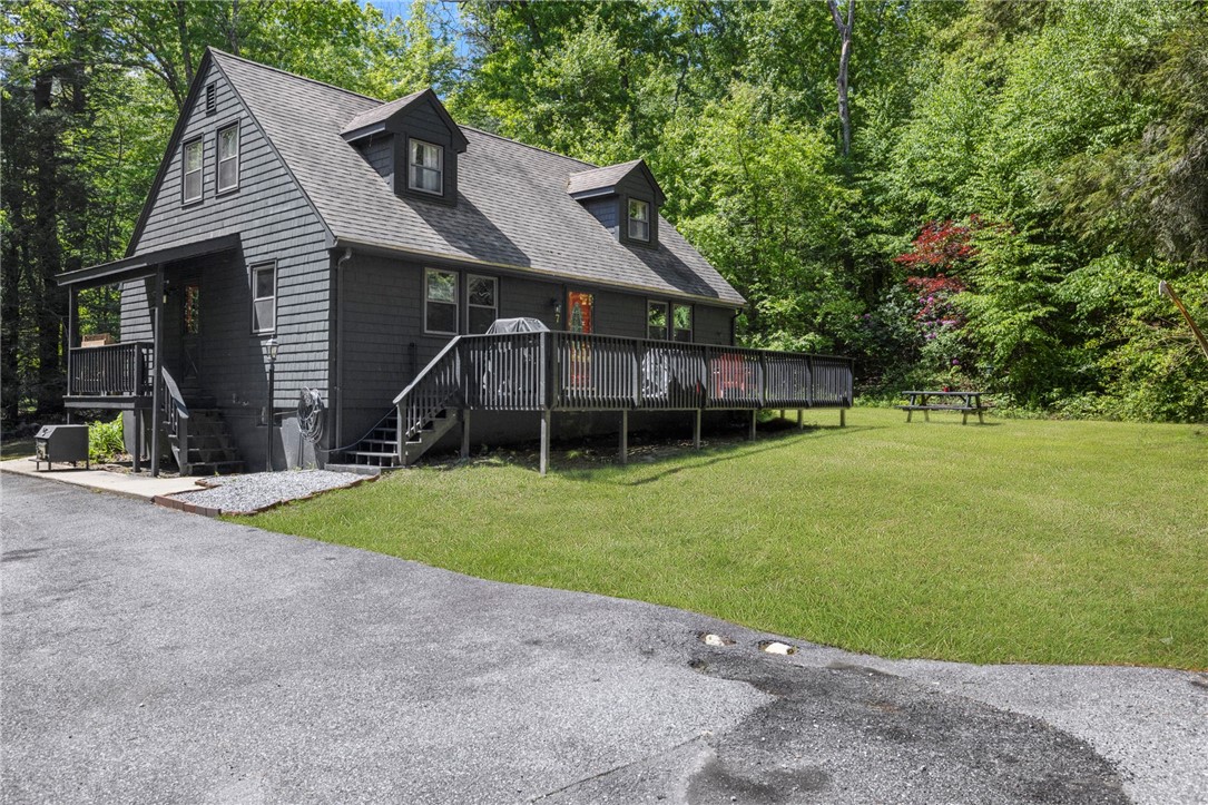 7 Spruce Ridge Drive Glocester, RI 02814 - Photo 3 of 46