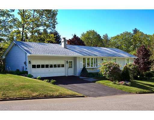 1 Maplewood Road Lewiston, ME 04240 - Photo 1 of 18 Exterior Front.