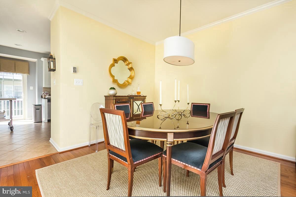 111 Hearth Court Baltimore, MD 21212 - Photo 6 of 21
