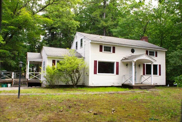 $607,900 | 80 Pine Valley Drive, Dracut, MA 01826