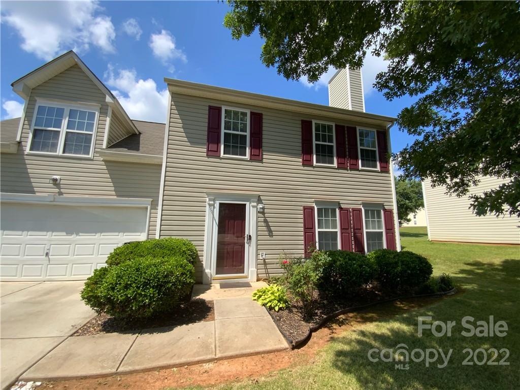 11013 Palestrina Road Charlotte, NC 28215 - Photo 1 of 16 Gallery Image 1