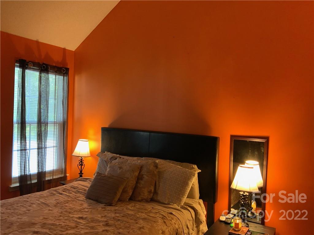 11013 Palestrina Road Charlotte, NC 28215 - Photo 8 of 16 Gallery Image 8