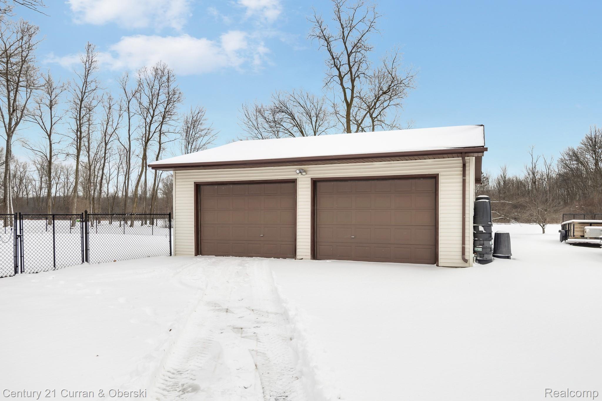 7103 Sheldon Road Belleville, MI 48111 - Photo 28 of 41 XA9A0341 Output copy.jpg