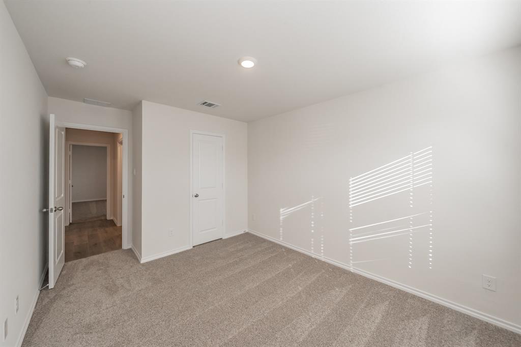 764 Primrose Lane Pilot Point, TX 76258 - Photo 18 of 40