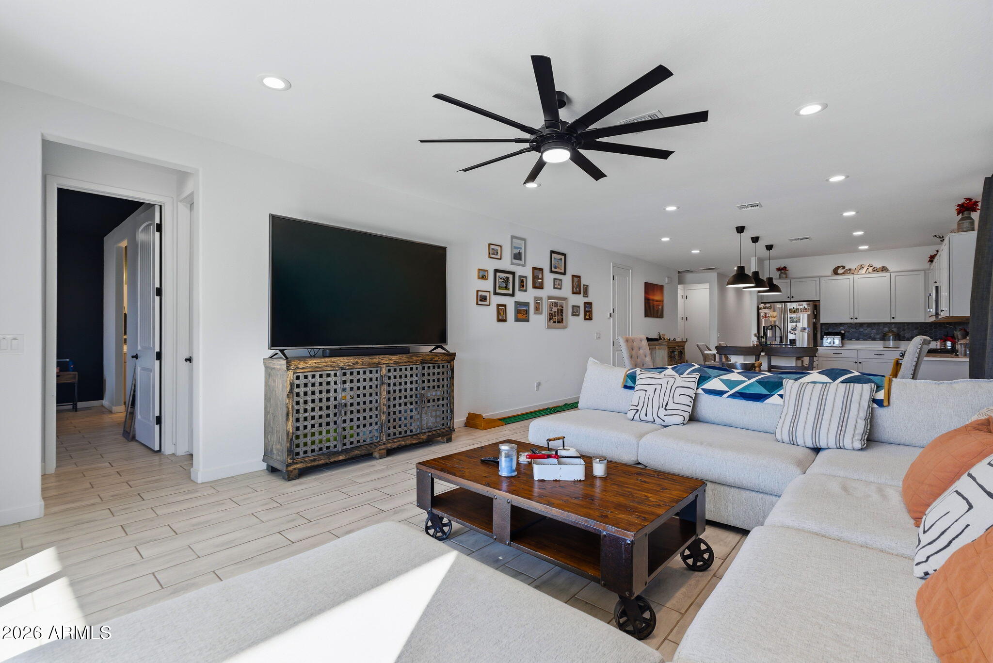 17787 West Bajada Road Surprise, AZ 85387 - Photo 16 of 71 26-web-or-mls-Interior Bajada Rd --21