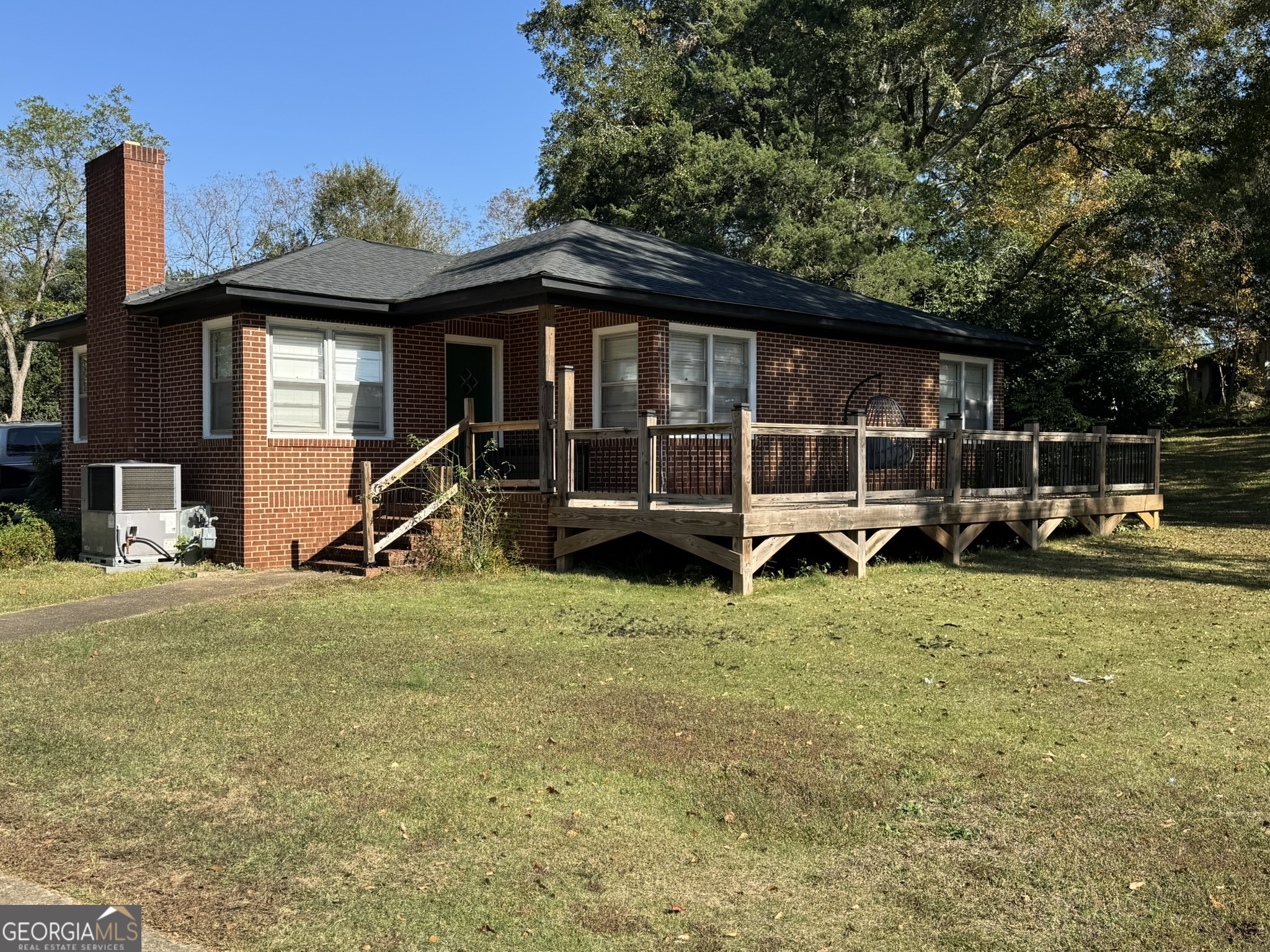 107 Springdale Drive Thomaston, GA 30286 - Photo 3 of 30 a view of a house with backyard