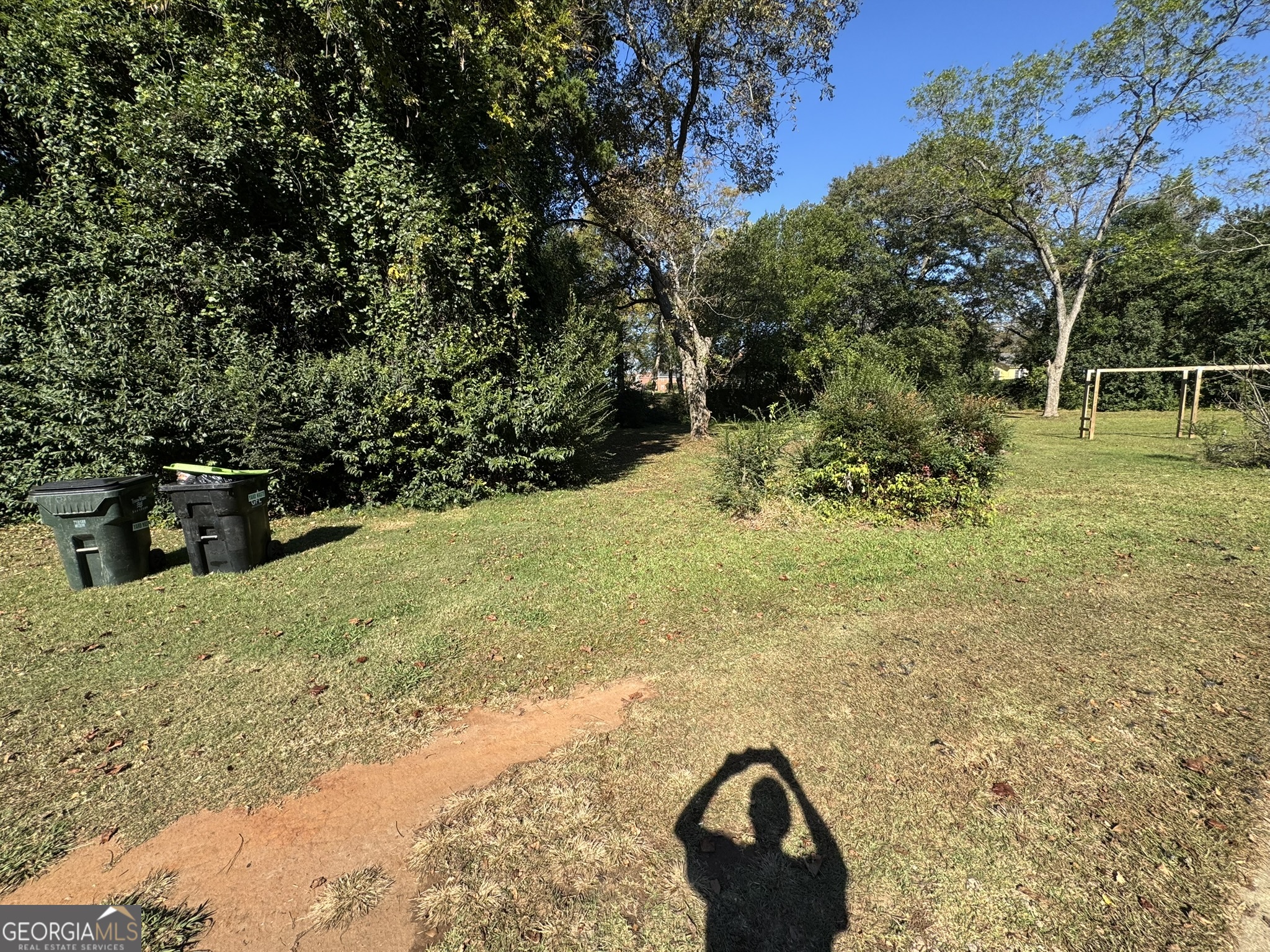 107 Springdale Drive Thomaston, GA 30286 - Photo 5 of 30 a view of a garden with a yard